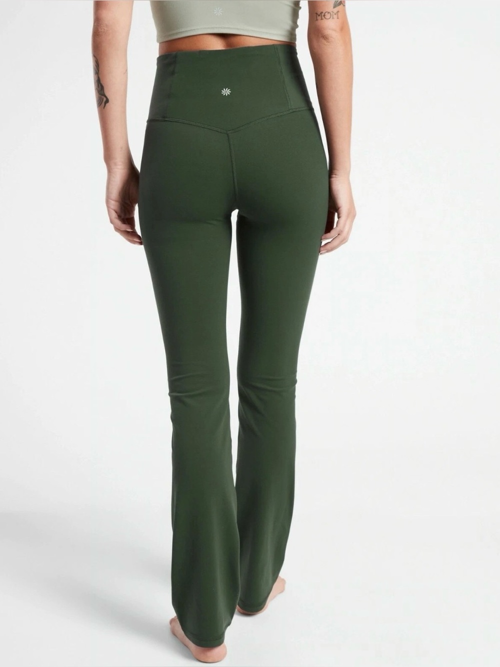 Athleta Elation High-Rise Green Straight Leg Pants Size Large Tall NWD